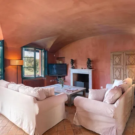 Flateli Mas Llop 别墅 *