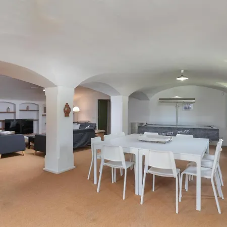 Flateli Mas Llop 别墅 *